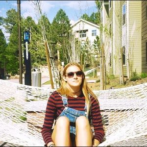 Meet your Posher, Hailey